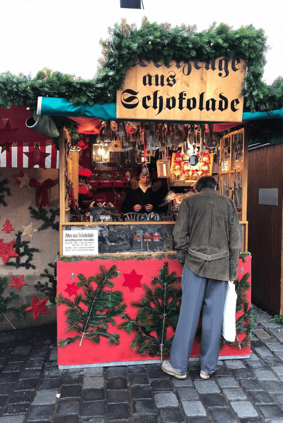 cobblestone street, christmas market, Danube River cruise