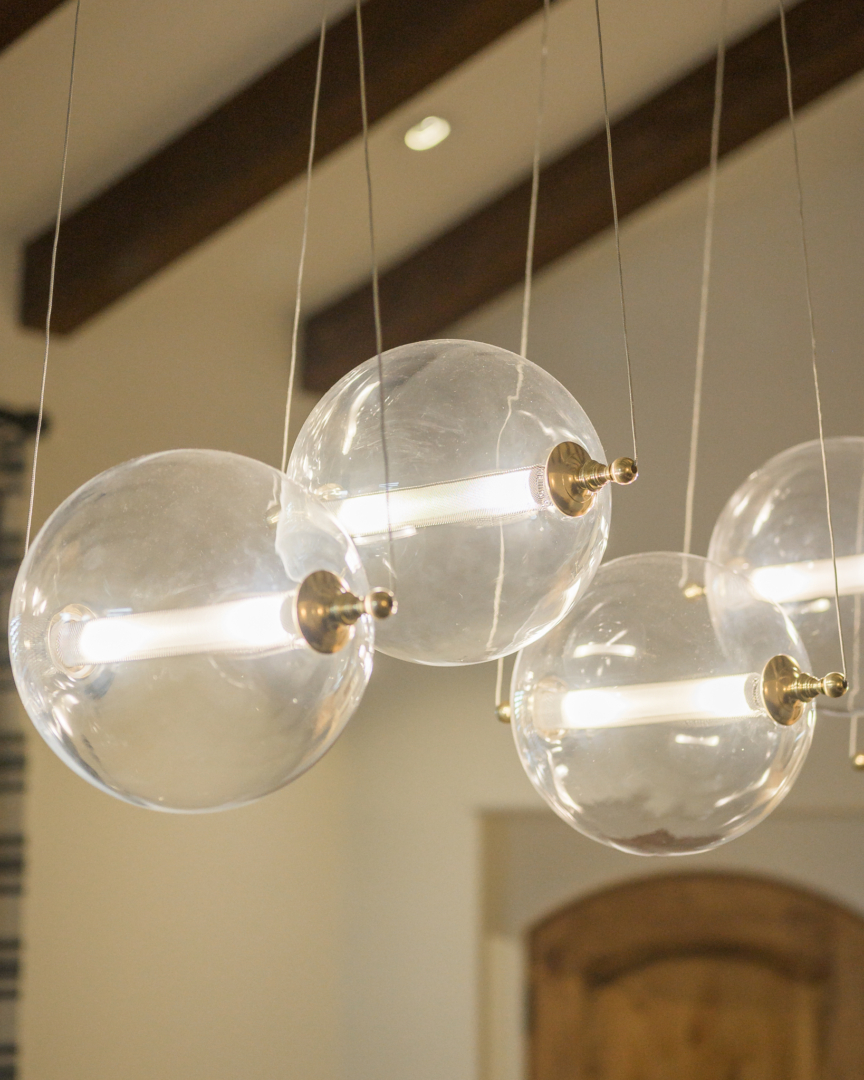 clear glass lighting globes, dining room fixture