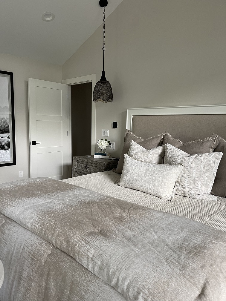 black lacey pendant, master bedroom, lake home, custom bedding, head board, designer pillows 
